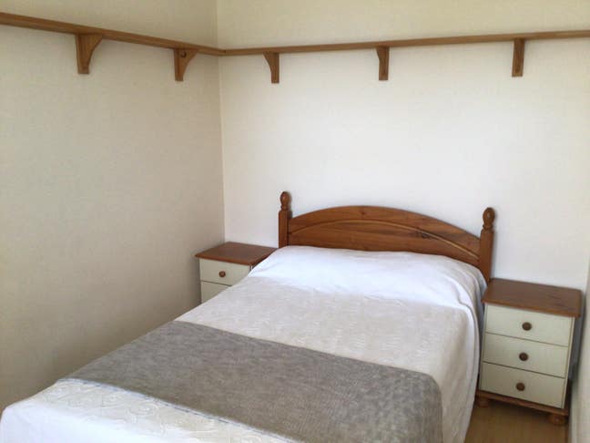 En-suite room in shared house Main Photo