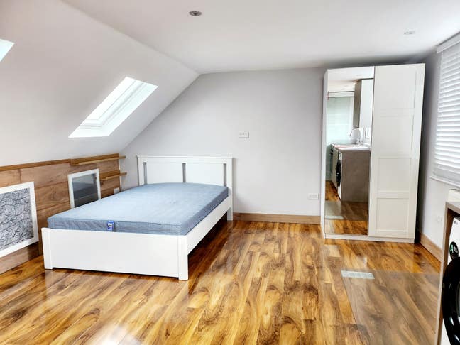A  brand new modern studio flat in Egham Main Photo
