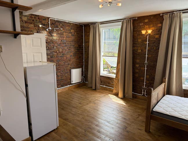 Brand New Studio Flat, Fulham, SW6 (Van) Main Photo