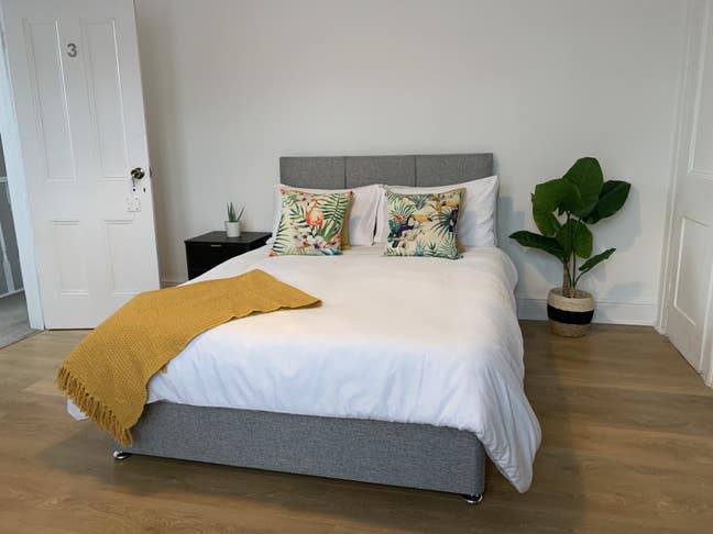 Beautiful quiet location - close to town centre!! Main Photo