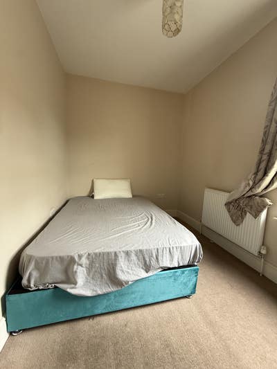 Double room available close to city centre Main Photo