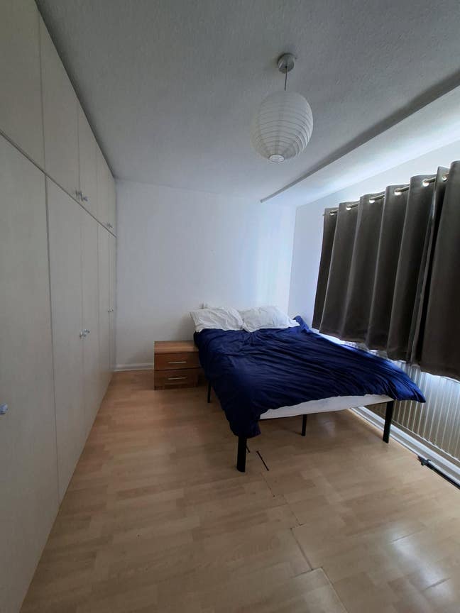 Double room in Islington available now!  Main Photo
