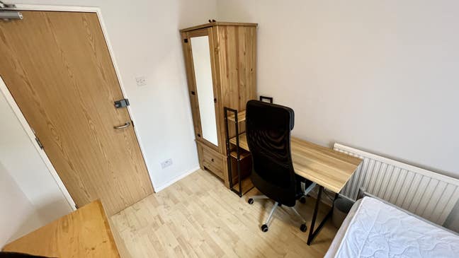 Plumstead Avenue, Bradwell Common Main Photo