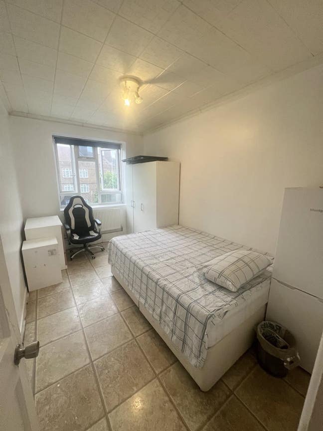Bright Double Room in Tulse Hill -Bills Included Main Photo