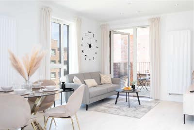 Brand New 2-Bed Apartment - All Bills Included Main Photo