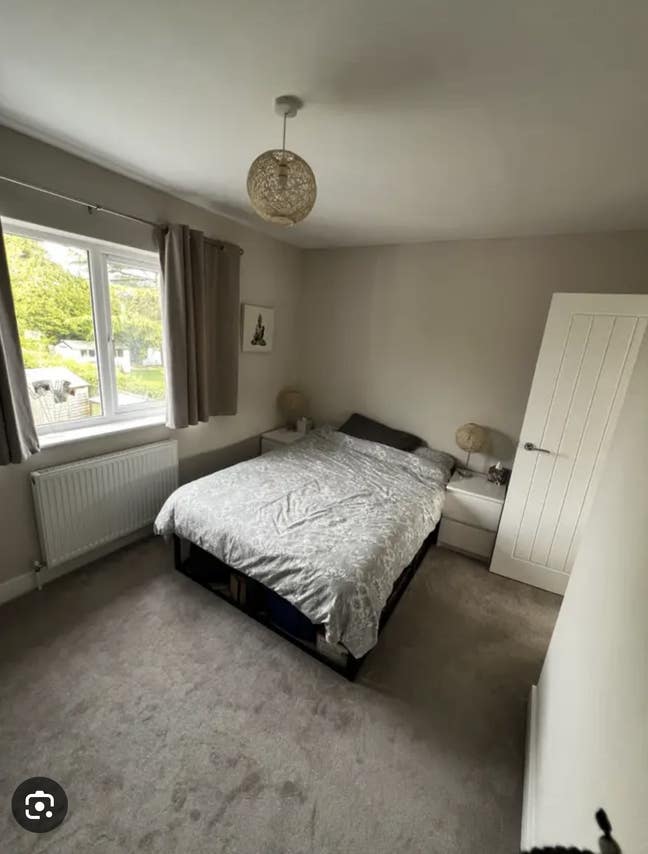 Large kingsize double  bedroom for rent  Main Photo