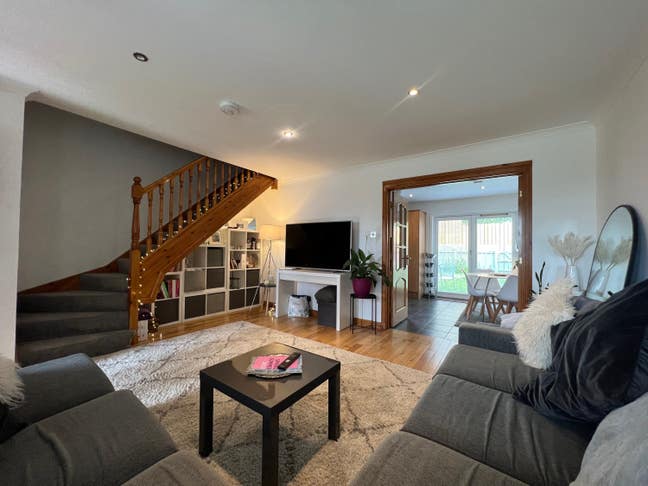 Double bed with en-suite  Main Photo