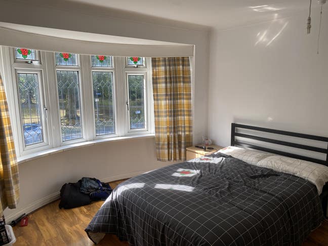 Sunny Room in Cosy House Main Photo