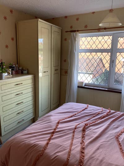 Large double room in great location! Main Photo