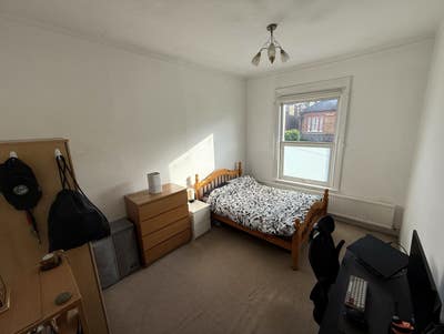 Spacious double room in Friern Barnet Main Photo