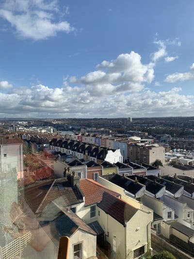 Room is a 2 bedroom flat close to Bristol Uni Main Photo