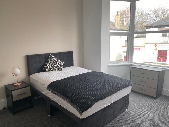 2 Week Free - Large Ensuite HU3 (Coltman St) Main Photo