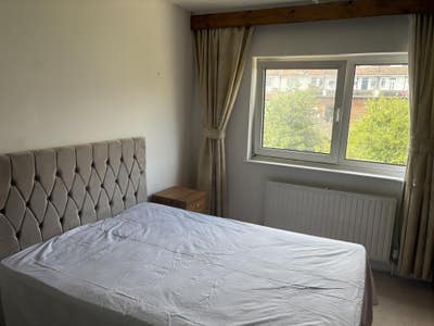 No Deposit - Bright refurbished Room Acton Town Main Photo