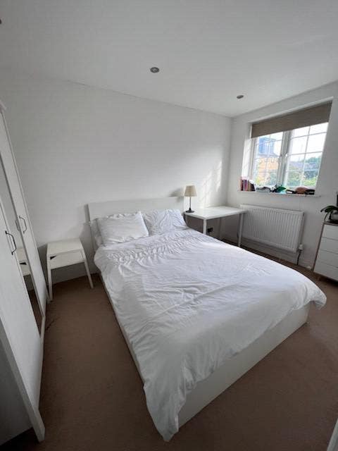 Serviced En Suite Room Close To Canada Water Stat Main Photo