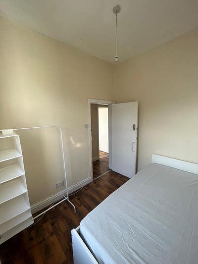 Low Deposit Option!-Comfy Single Room in Bootle Main Photo