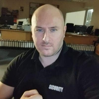 39 year old Male seeks a en-suite Main Photo