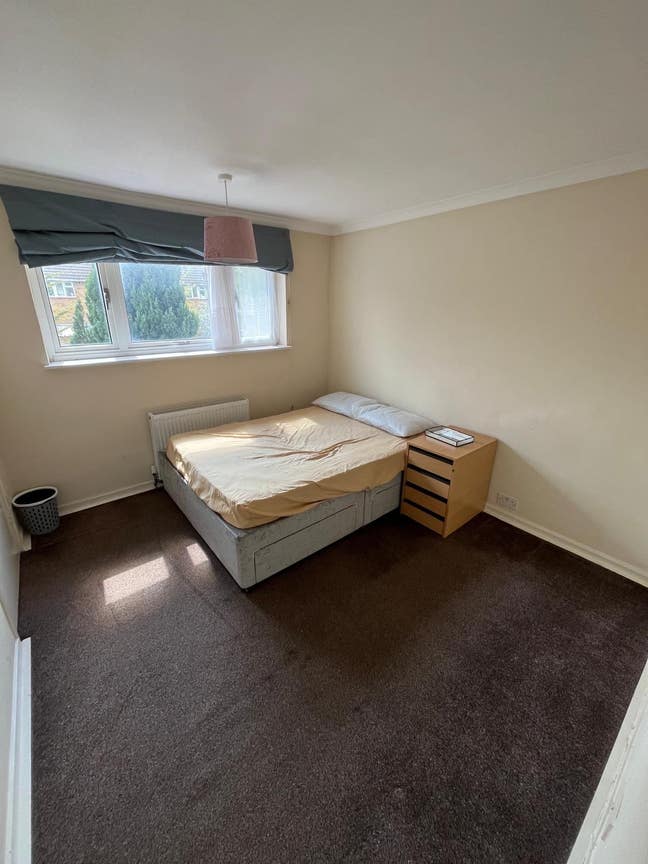 1 double room - 10 min walk to university Main Photo
