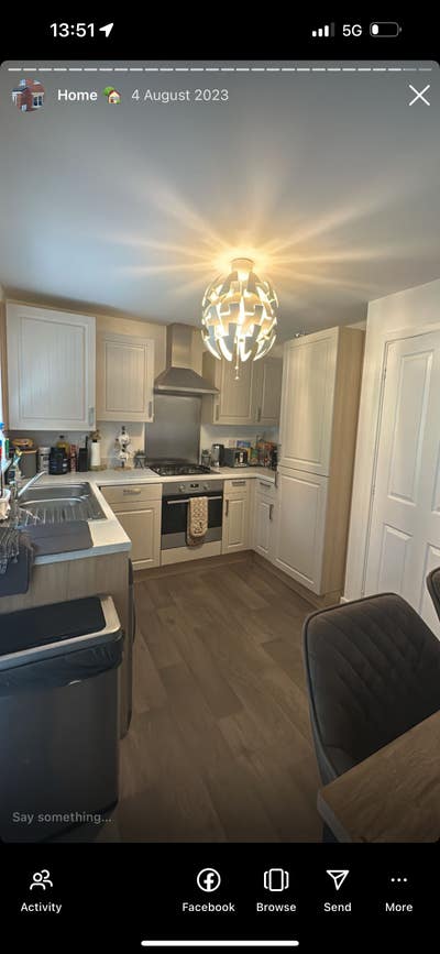 Room for rent with own bathroom  Main Photo