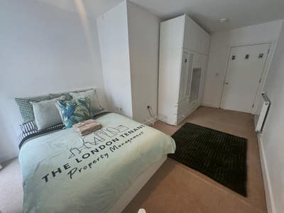 🏡 Cosy Room in Modern Flat – Rennie Street, SE10 Main Photo