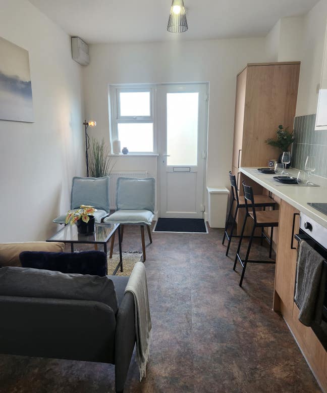 ✨ Beautifully Presented Room | Bills Included  Main Photo