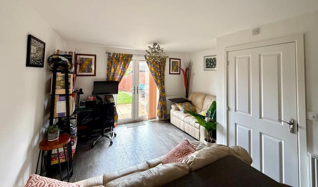 Double room for rent  Main Photo