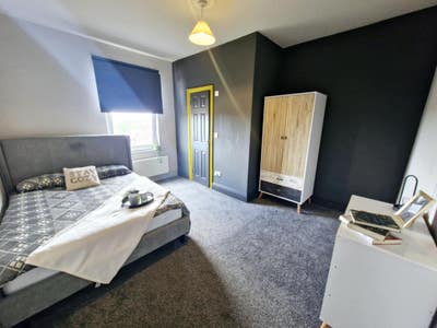 Double Ensuite Room in a Quiet Shared House -226SR Main Photo