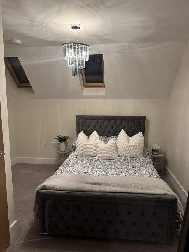 En-Suite Double Bedroom Main Photo