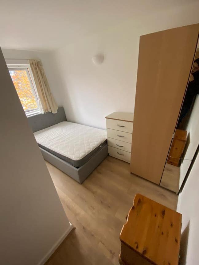 1 Single Room in 5Bed House *walk to Canary Wharf Main Photo