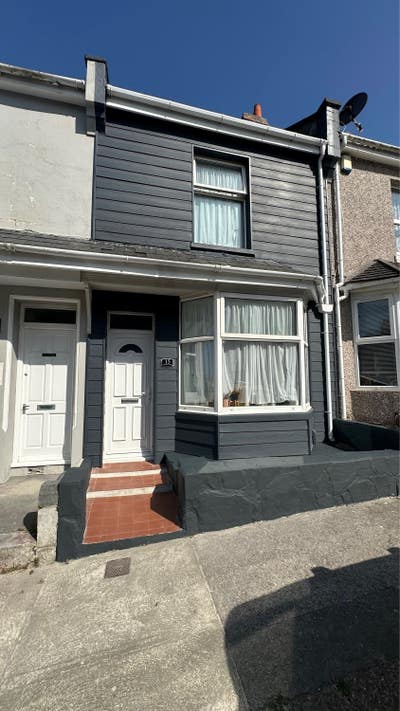 Large Double Room in Keyham Main Photo