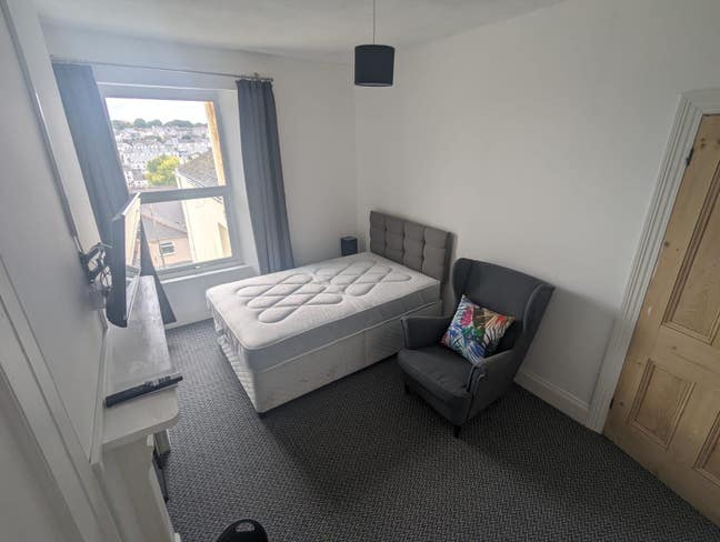 Lovely refurbished house close to Devonport  Main Photo