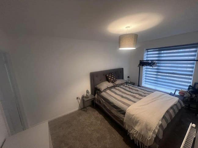 1X King Ensuite Room   1X Double Room in Prescot Main Photo