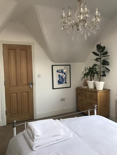 Beautiful room with en-suite  central Broadststair Main Photo