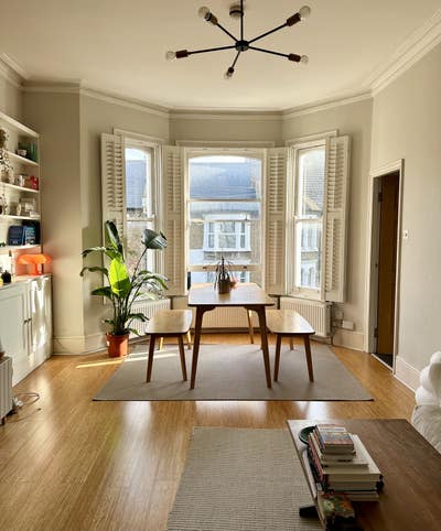 Sunny double room in beautiful peaceful flat Main Photo