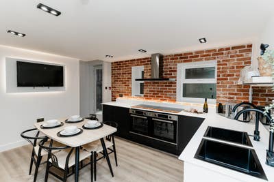 En-suite Rooms, Own Kitchenette - All Bills Inc Main Photo