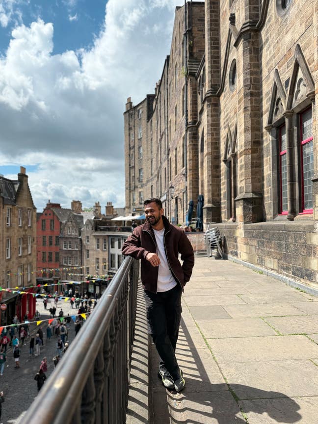 27 Male Seeking for a room or a studio Main Photo