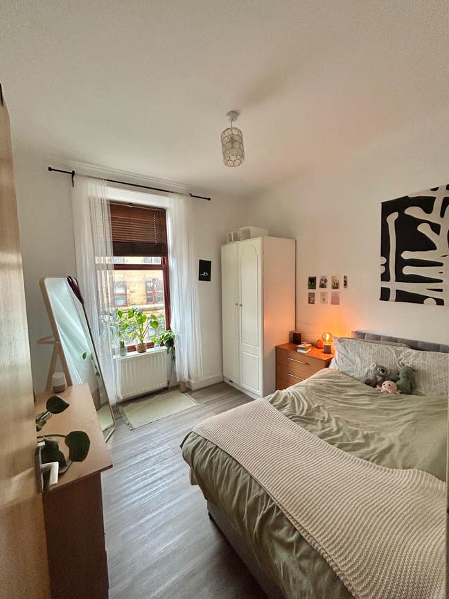 West end flat 5 mins from Glasgow Uni available  Main Photo
