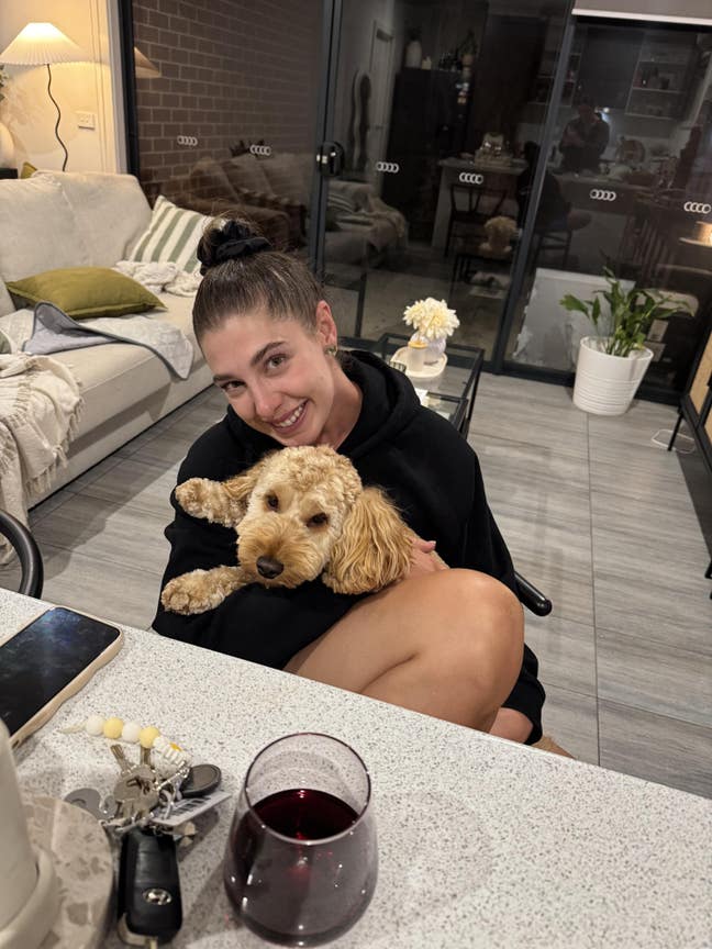 Fun Aussie looking for a room! 🏠 Main Photo