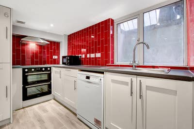 Modern Ensuite Bedrooms - All Bills inc. Main Photo