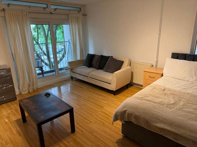 Luxurious 4-Bed in the Heart of Clapham–Bill Incl. Main Photo