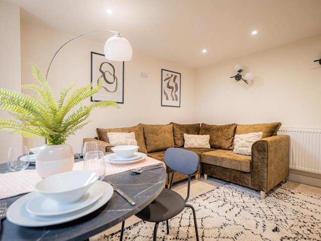 (B22) Brand New House Share In Aigburth Main Photo