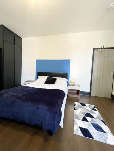 ✅No Deposit✅Great Room & Location ✅ Main Photo