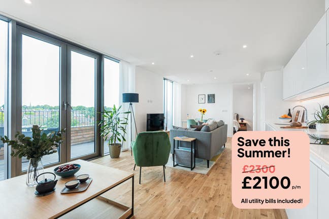 2 Bed Penthouse in Reading Centre (RG1) - Bills In Main Photo