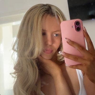 Female searching for a room ASAP  Main Photo