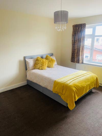 Rooms for rent in Hounslow TW3 Main Photo