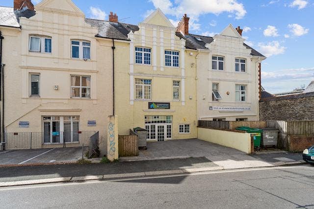 ***Lovely Student Accommodation M*** Main Photo