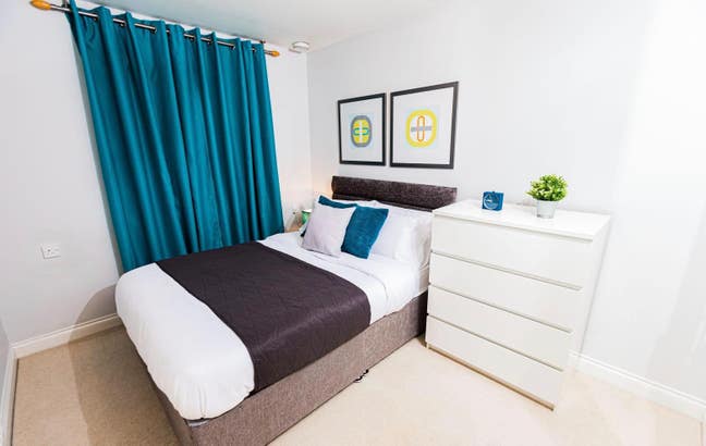 ⭐️ Luxury Double & Single Rooms Available! ⭐️ Main Photo