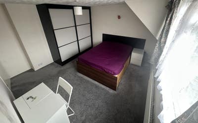 Large Room to rent  Main Photo