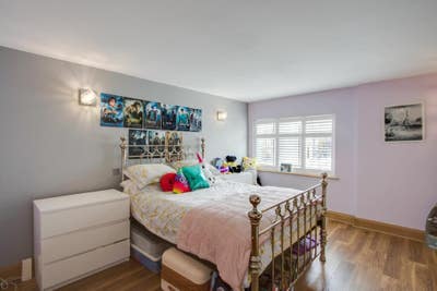 Kingsize & Double Bedroom Available Main Photo