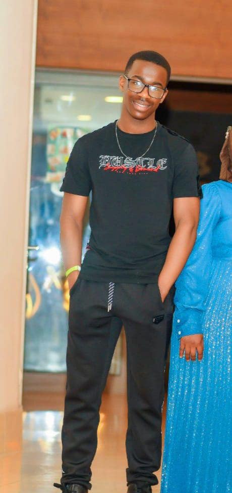 looking for accomadtion from the end of this month Main Photo