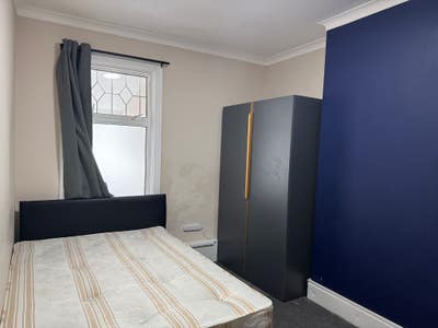 Hurry! Last Double Room in Leyton E10 - Price Drop Main Photo